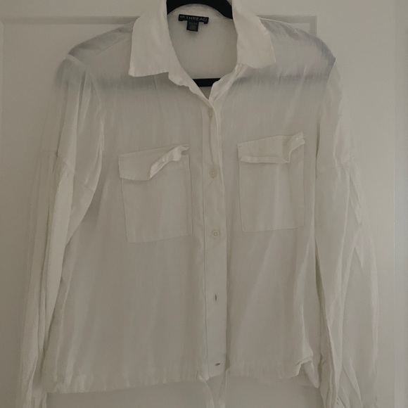 White billowed sleeve button down blouse - Picture 1 of 3